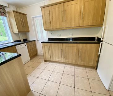 2 bedroom property to rent - Photo 4