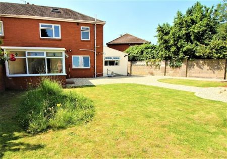 Brockworth Crescent, Fishponds - Photo 5
