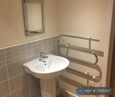 2 bedroom flat to rent - Photo 6