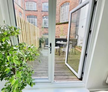 Courtyard Studio - Photo 5