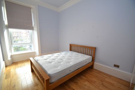 2 bed flat to rent in Waverley Gardens, Glasgow, G41 - Photo 4