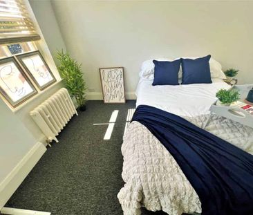 Classic Bedroom - Photo 2