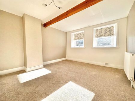 2 bedroom terraced house to rent - Photo 2