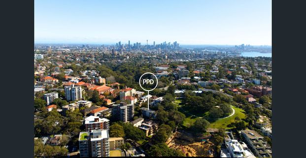 A Boutique Hideaway In A Tranquil Parkside Setting, Light And Bright With Greenery All Around - Photo 1