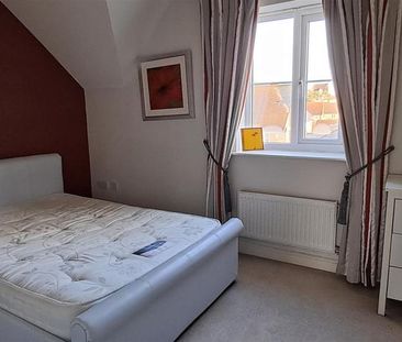 5 bedroom end of terrace house to rent - Photo 5