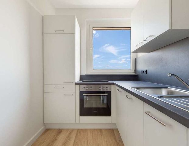 Modern & hochwertig: Sanierte 2-Zimmer-Wohnung im Herzen von Spandau - Photo 1