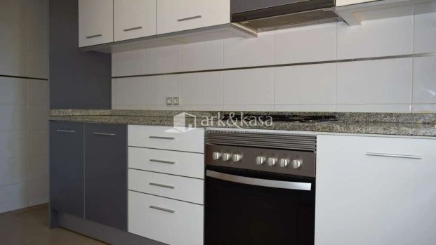 Casa adosada de alquiler en San Antonio de Benagéber - Foto 1