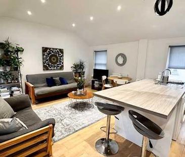 2 bedroom maisonette to rent - Photo 4