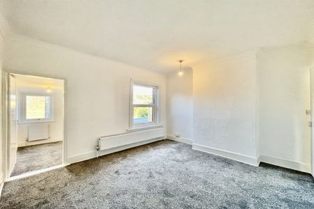 2 bed House Bourne Road, CO2 - Photo 2