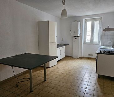 Location appartement 3 pièces, 116.00m², Saint-Benoît-de-Carmaux - Photo 4
