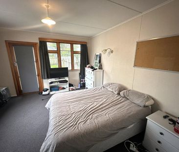 Central and convenient - six-bedroom student ... - Photo 4