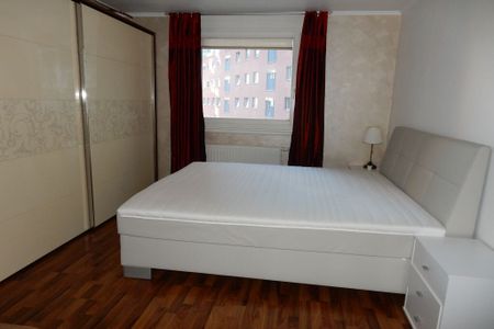 Voll möblierte 3 Zimmer Wohnung mit Loggia, Pool, Sauna, Terrasse und Fitnessbereich am Wienerberg! - Photo 2