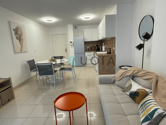 Location Appartement 2 pièces 40m² ANTIBES 06600 - Photo 1