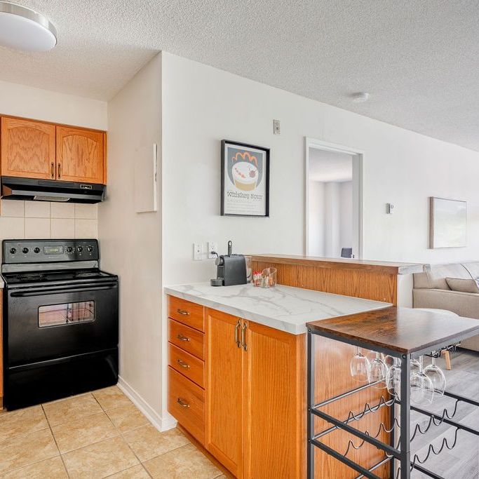 For Lease - 225 Alvin Road Unit# 510, Manor Park - Cardinal Glen and Area, Ontario - Photo 1