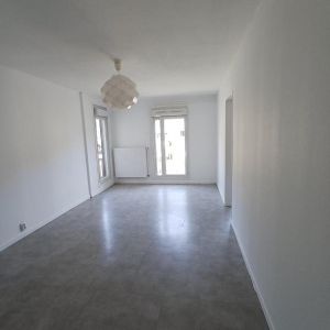 Location Appartement à LE BOURG D OISANS - Photo 2