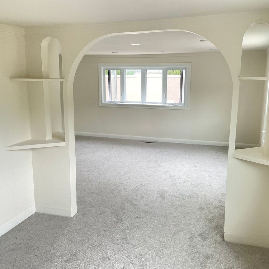 For Lease - 161 CHARLOTTE Street Unit# UPPER, Newmarket, Ontario - Photo 1