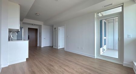 For Lease - 3240 William Coltson Avenue Unit# 1204, Oakville, Ontario - Photo 3