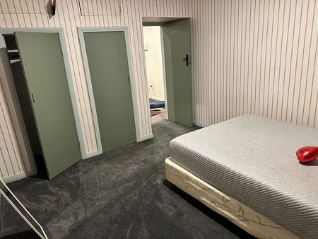 2 Bedroom 1 bathroom - Photo 5