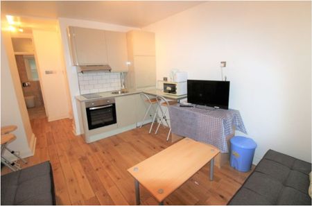 1 Bed Flat, Jessel House, WC1H - Photo 5