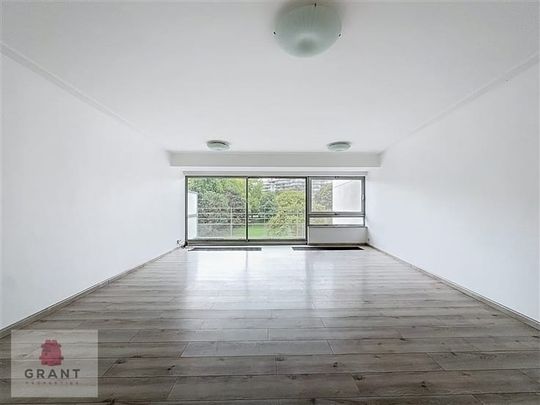 Appartement te huur - Photo 1