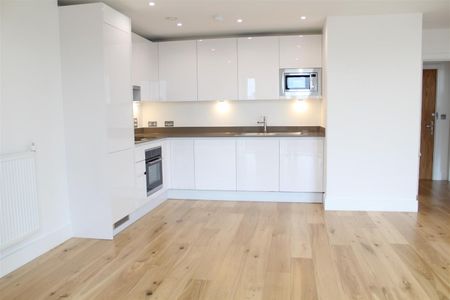 1 Bedroom Flat To Let - Photo 3