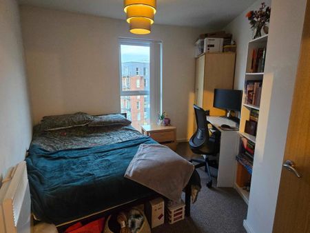 2 bedroom flat to rent - Photo 3