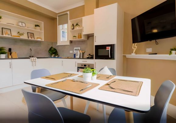 Gatehouse Gold En Suite - Photo 1