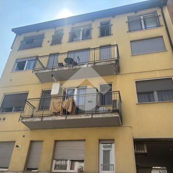 Monolocale in affitto - Photo 1