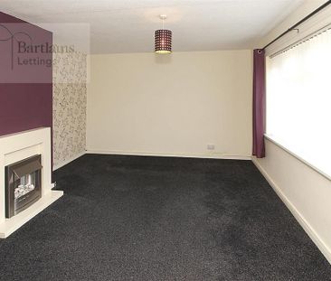 4 bedroom terraced house to rent - Photo 5