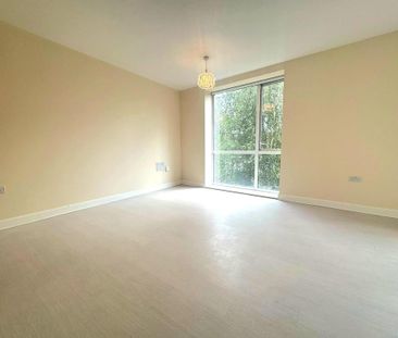 Studio to rent - Photo 6
