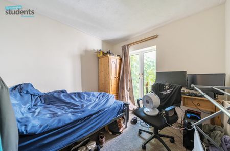 5 bedroom terraced house to rent - Photo 2