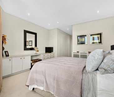 3 bedroom flat to rent - Photo 6