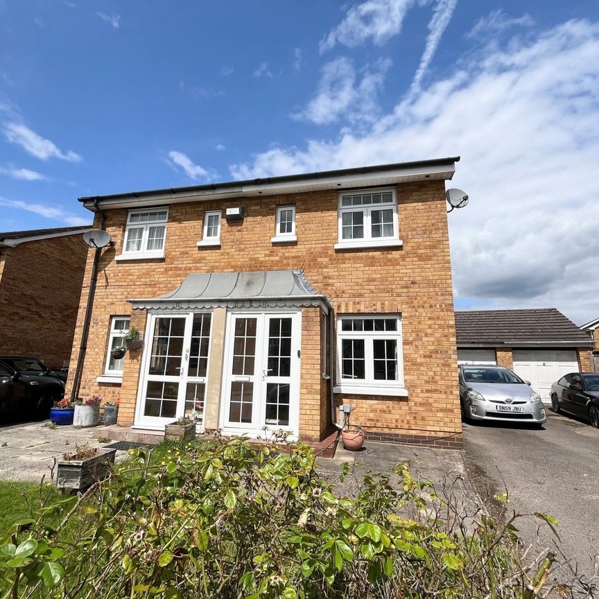 3 bedroom semi-detached house to rent - Photo 1