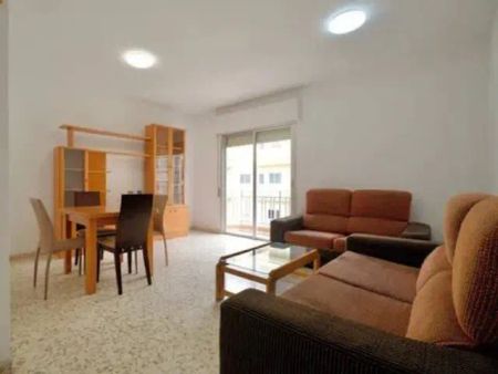 Piso en alquiler en Avenida de San Sebastián, cerca de Calle Los Molinos - Photo 2