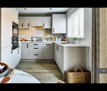 3 bedroom semi-detached house to rent - Photo 6