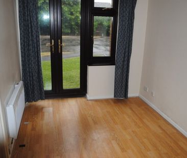 1 bedroom Flat - Wordsworth Court, Hatfield - Photo 1