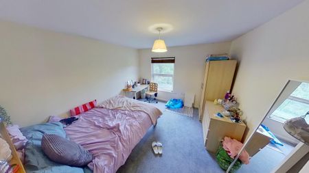 4 bedroom terraced house to rent - Photo 5