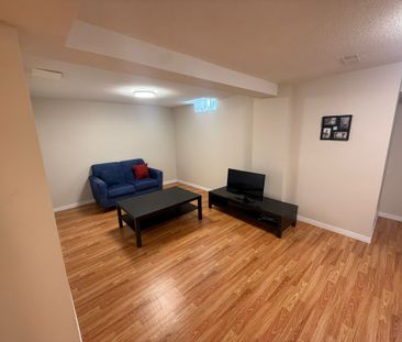 For Lease - 33 Silver Linden Drive, Richmond Hill, Ontario - Photo 1