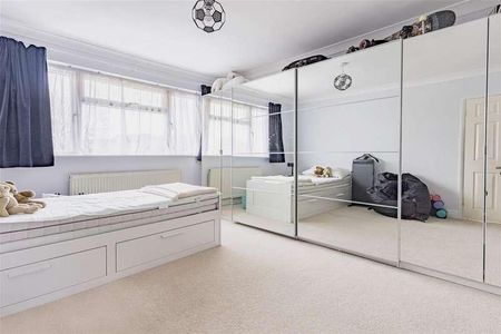 Hillcrest Way, Epping, CM16 - Photo 2