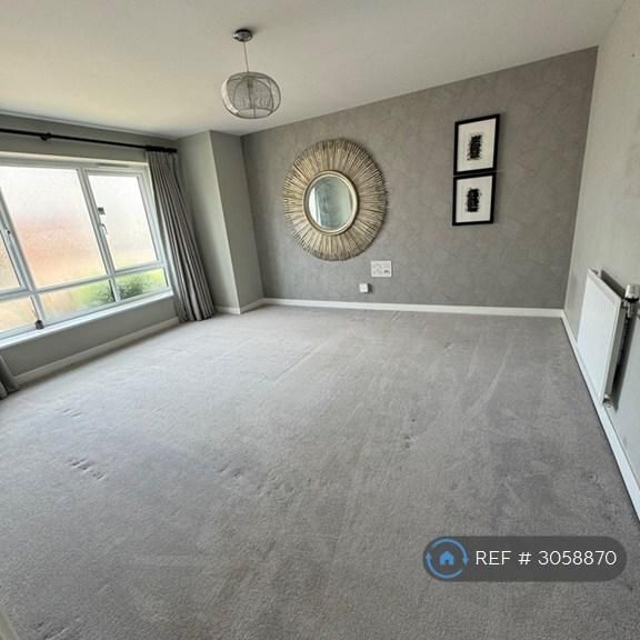 3 bedroom detached house to rent - Photo 1