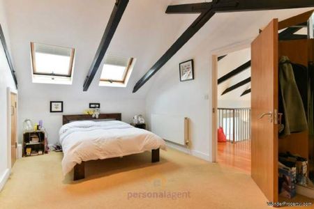 2 bedroom property to rent in Epsom - Photo 3