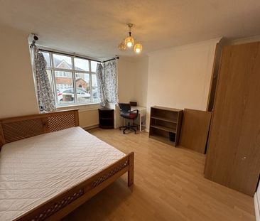 Mortimer Road, Bristol - Photo 1