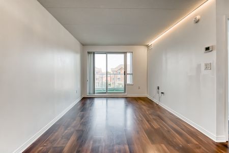 For Lease - 4600 Steeles Avenue Unit# 310, Markham, Ontario - Photo 3