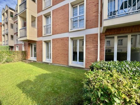 REZ-DE-JARDIN - HYPER CENTRE - PROCHE GARE - Photo 5