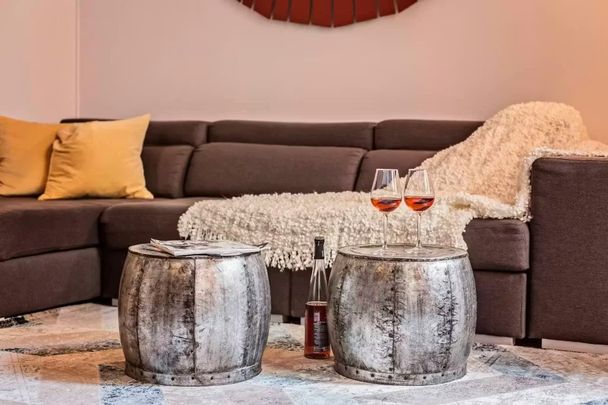 Carrer de Trafalgar, Barcelona, Catalonia 08010 - Photo 1