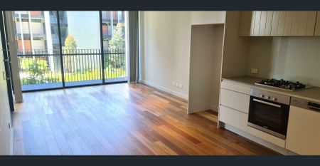 MODERN 1 BEDROOM + STUDY APARTMENT - Photo 4