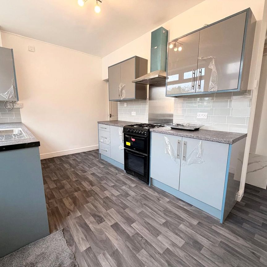 Prince Edward Avenue, Denton, Manchester, M34 6AS - Photo 1