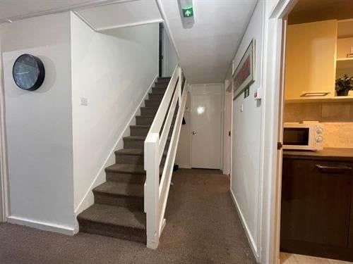Room in a Shared House, Ivy Road, E16 - Photo 1