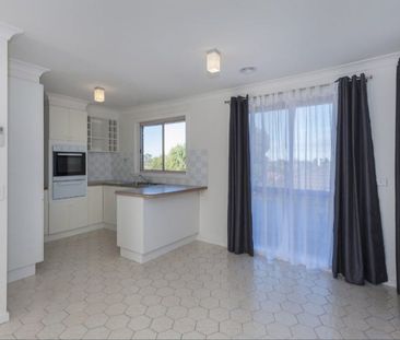 Gorgeous Home For Lease - Don't Miss Out **APPLY FOR THIS PROPERTY ... - Photo 3