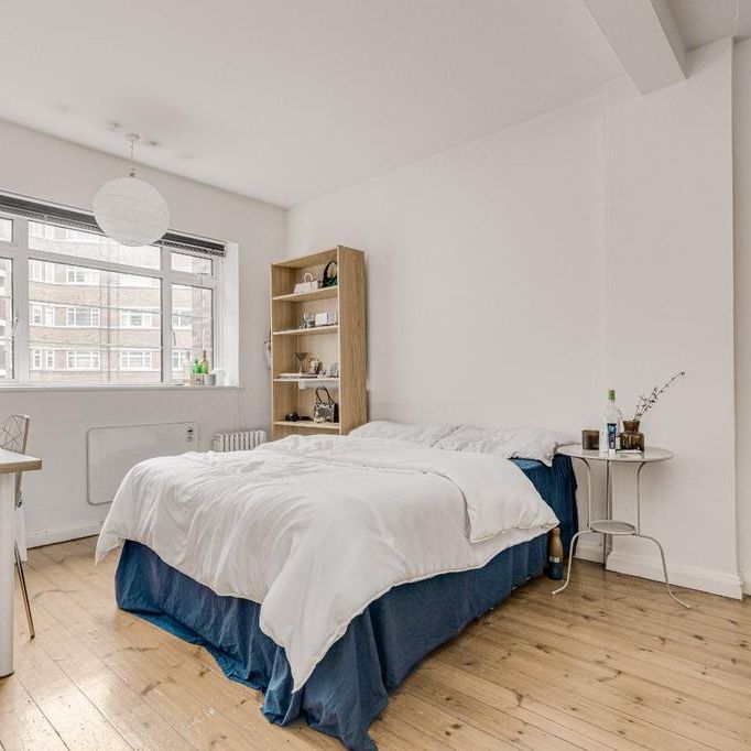 3 bedroom flat to rent - Photo 1